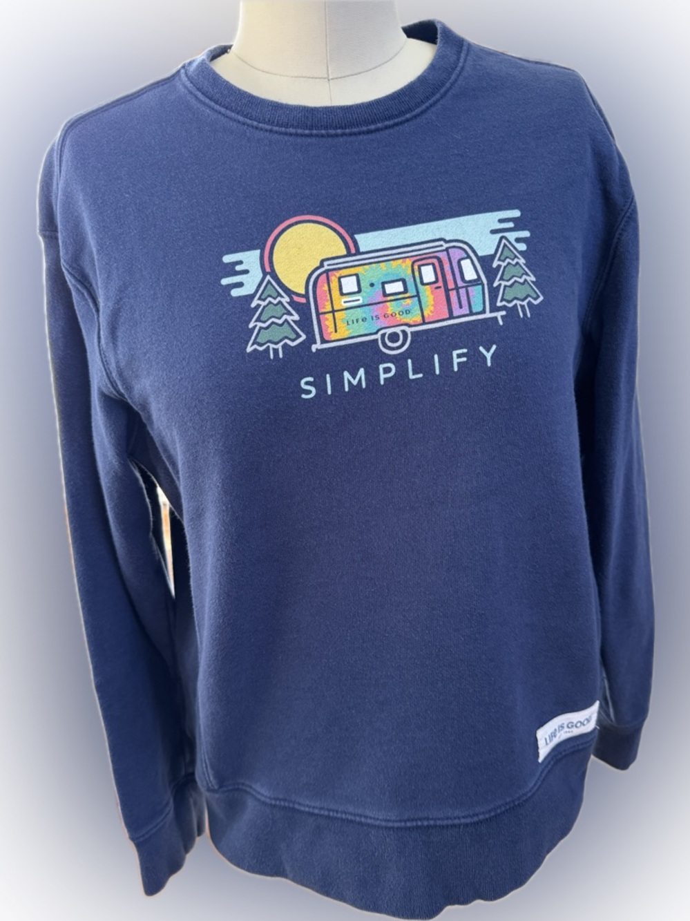 Life Is Good | Simply True Fleece Crew | Simplify | in size S